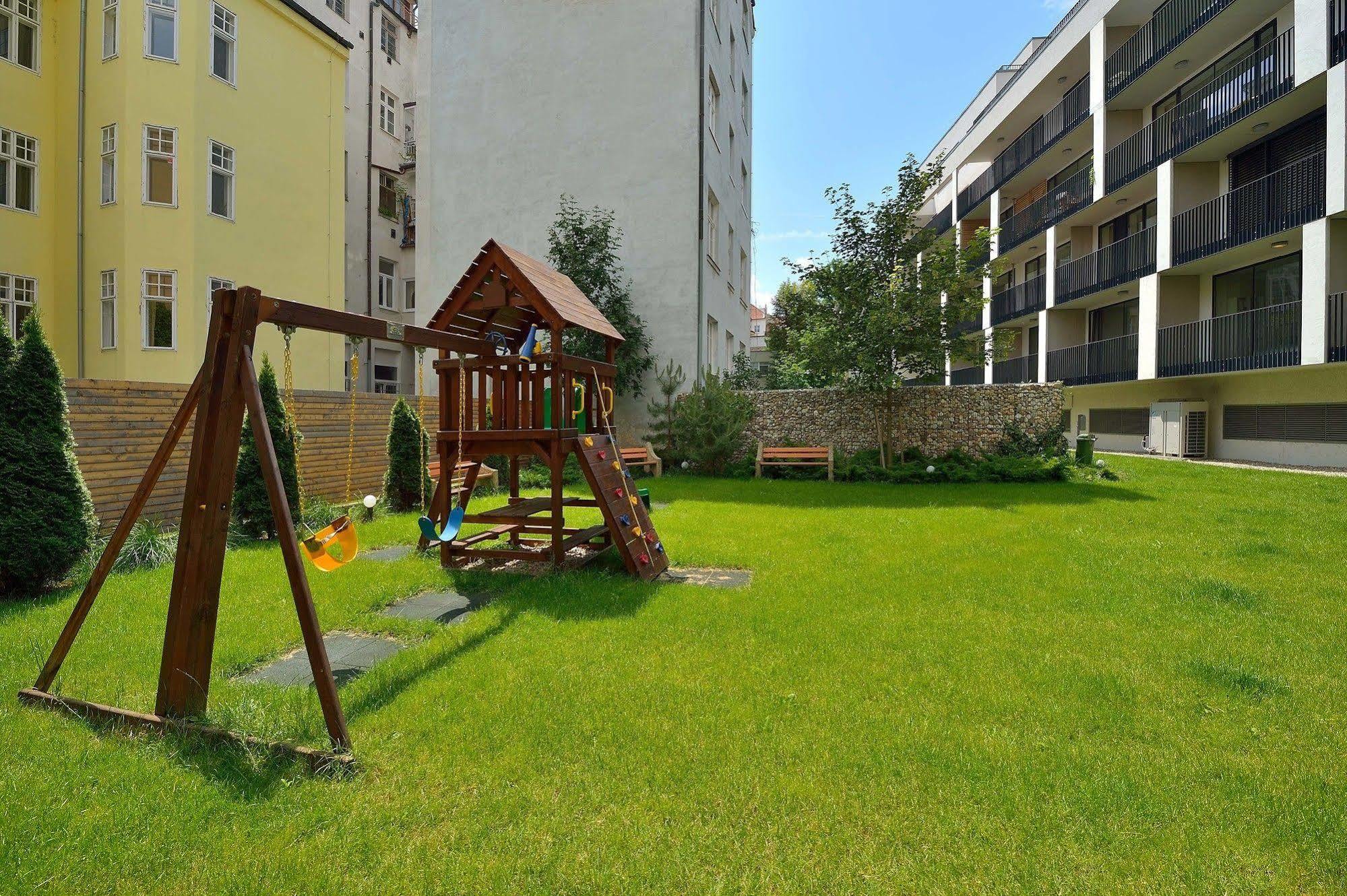 Ambiente Serviced Apartments - Dunajska Bratislava Exteriér fotografie